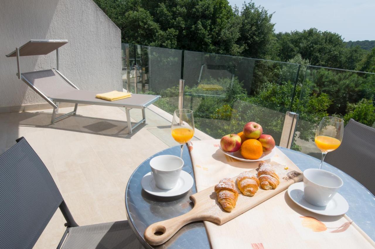 Apartments Mira 1 Премантура Екстериор снимка